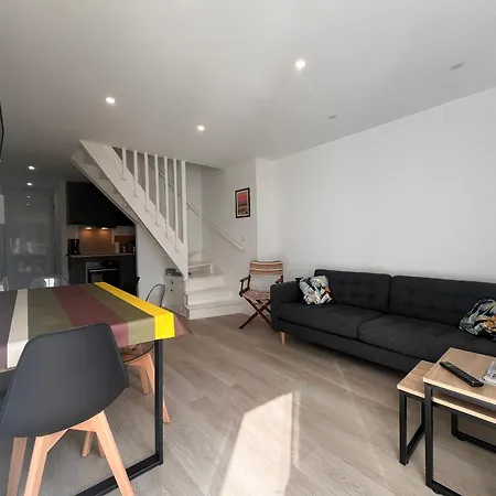 Renove Proche Digue Sainte-barbe A Avec Parking Gratuit - Fr-1-239-1073